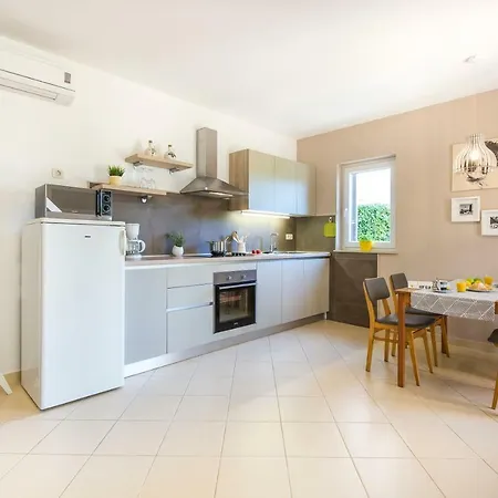 Andrea * Sveta Marina