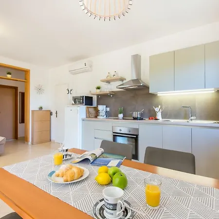 Apartamento Andrea Sveta Marina