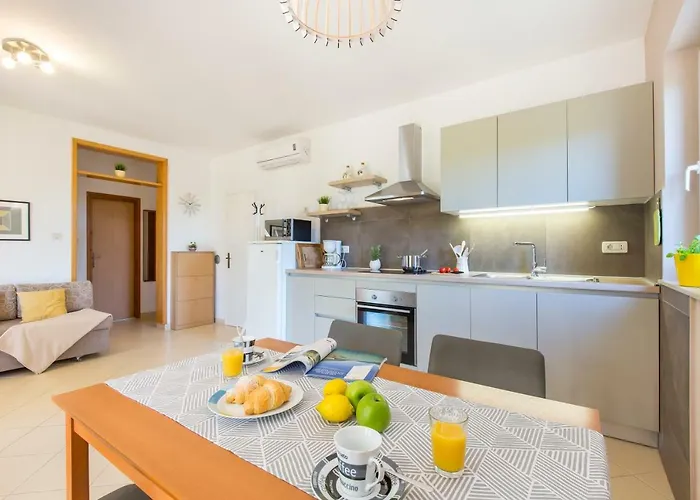 Daire Andrea Sveta Marina