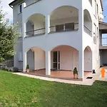 Apartment Andrea Sveta Marina