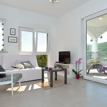 Andrea Apartment